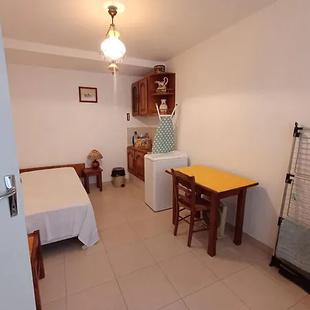 Maison De Village Proche Centre-ville, Climatisation, 3 Pers. - Fr-1-571-72 Сasa de vacaciones *