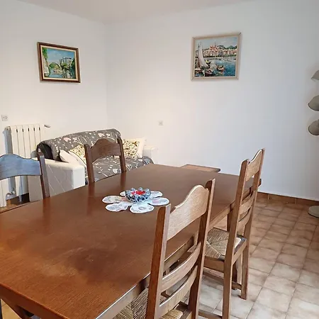 Maison De Village Proche Centre-ville, Climatisation, 3 Pers. - Fr-1-571-72 Holiday home