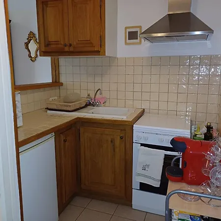 Hébergement de vacances Maison De Village Proche Centre-ville, Climatisation, 3 Pers. - Fr-1-571-72 Balaruc-les-Bains