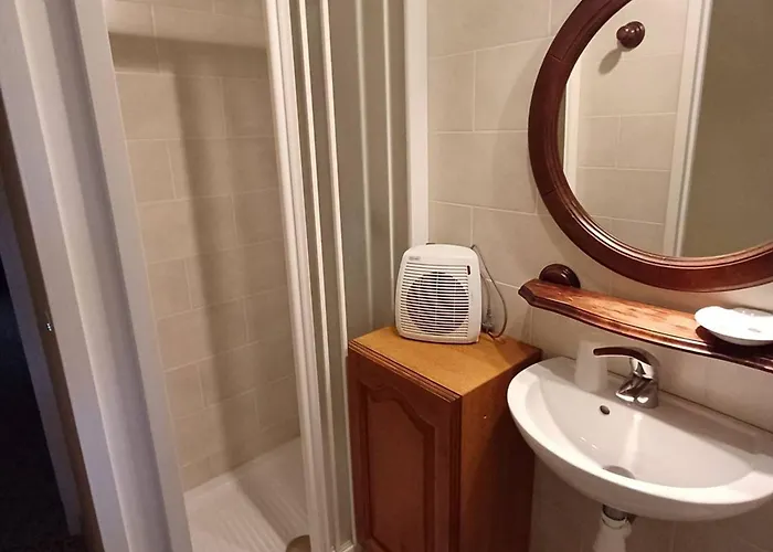 度假居 Maison De Village Proche Centre-ville, Climatisation, 3 Pers. - Fr-1-571-72